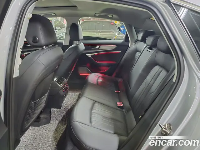 Audi A6 2020 2.0 автомат (гидро), миниатюра 11