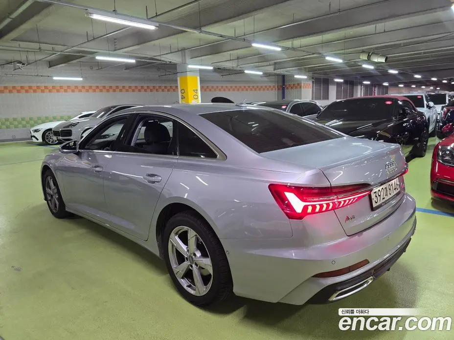 Audi A6 2020 2.0 автомат (гидро), фото 6