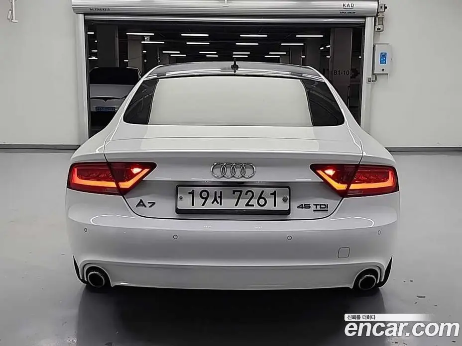 Audi A7 2014 3.0 автомат (гидро), фото 3