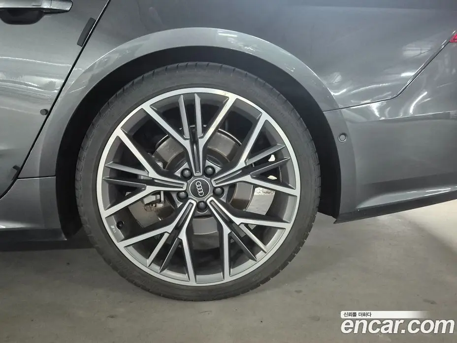 Audi A7 2025 3.0 автомат (гидро), фото 14
