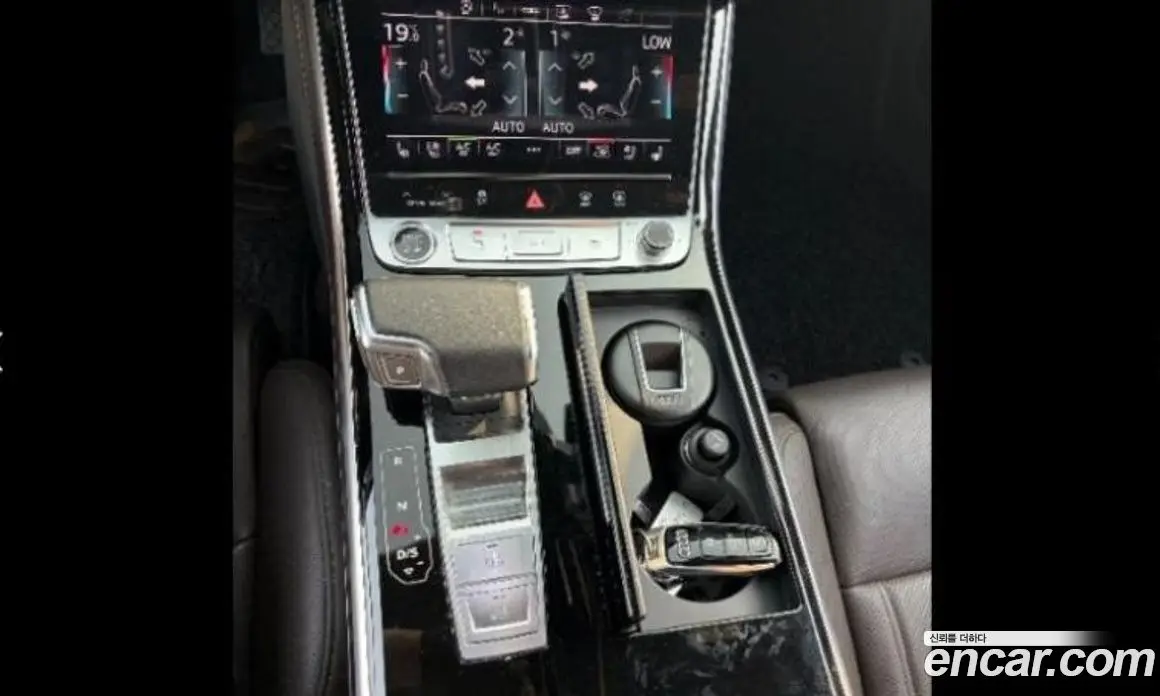Audi A8 2021 4.0 автомат (гидро), фото 13