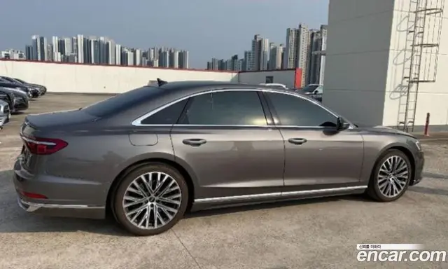 Audi A8 2021 4.0 автомат (гидро), миниатюра 4