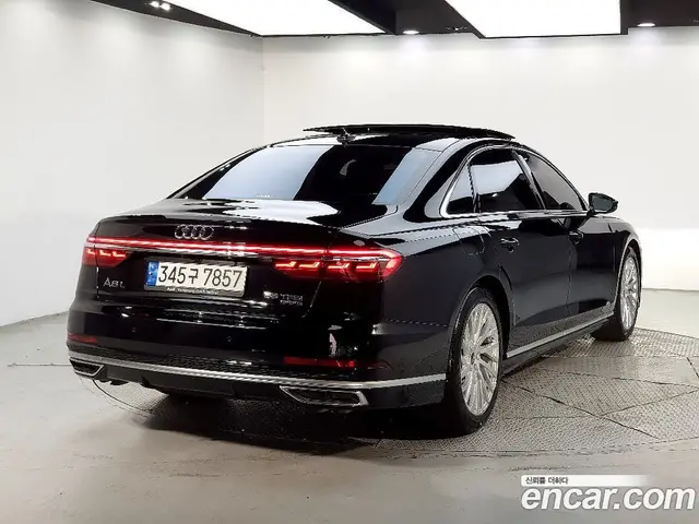 Audi A8 2021 3.0 автомат (гидро), миниатюра 4