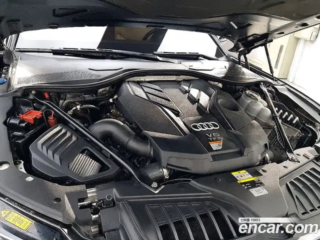 Audi A8 2021 3.0 автомат (гидро), миниатюра 6