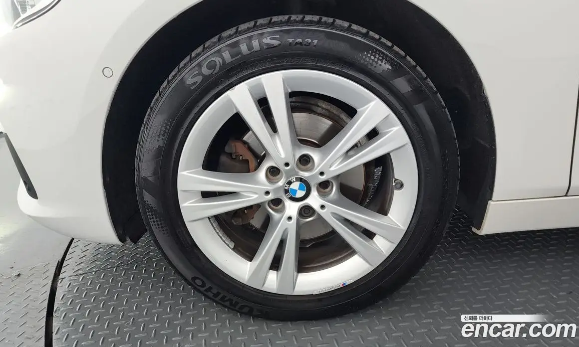 BMW 2 серия 2015 2.0 автомат (гидро), фото 5