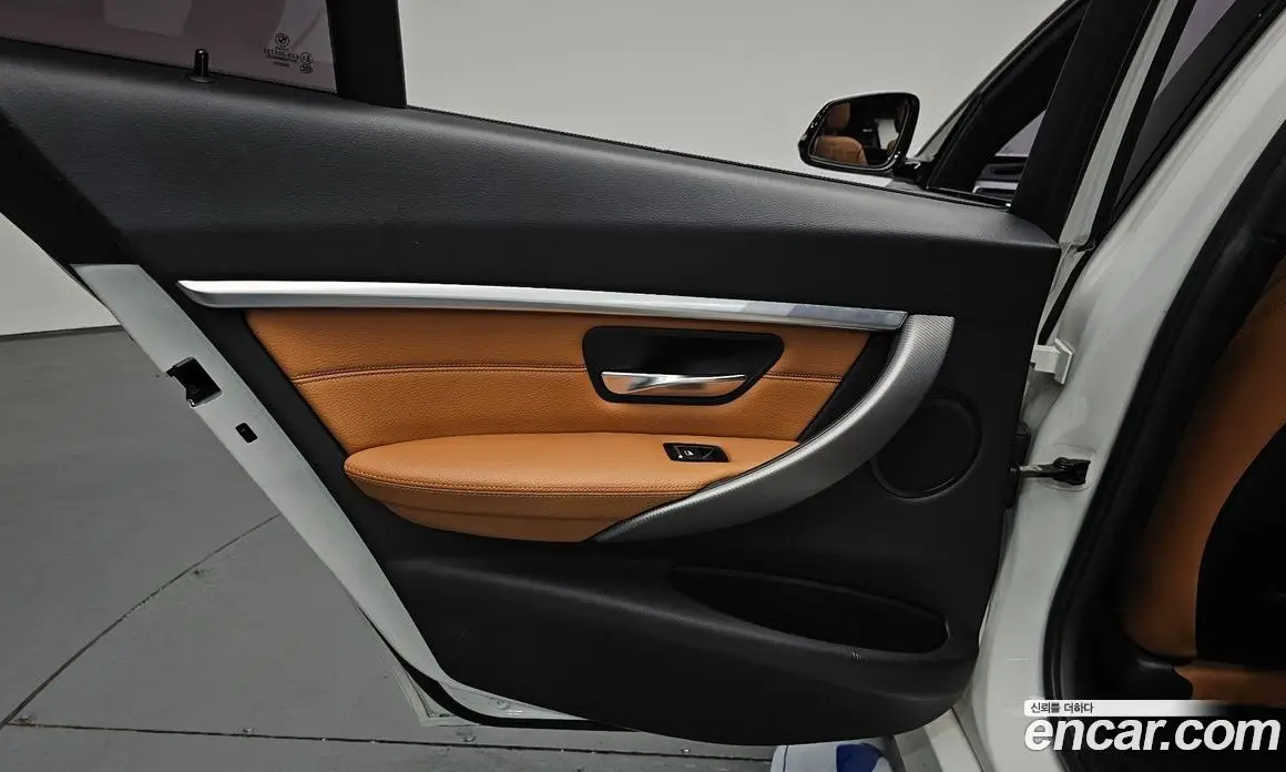 BMW 3 серия 2018 2.0 автомат (гидро), фото 14