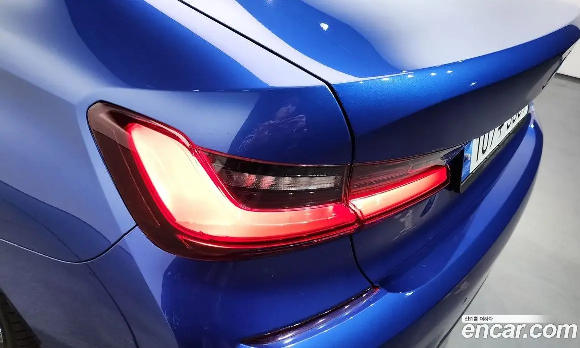 BMW 3 серия 2022 2.0 автомат (гидро), фото 9