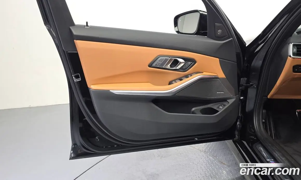 BMW 3 серия 2023 2.0 автомат (гидро), фото 14 BMW 3 серия 2023 2.0 автомат (гидро), фото 14