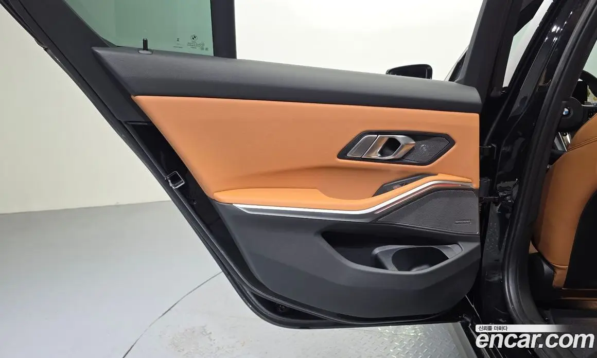 BMW 3 серия 2023 2.0 автомат (гидро), фото 15 BMW 3 серия 2023 2.0 автомат (гидро), фото 15