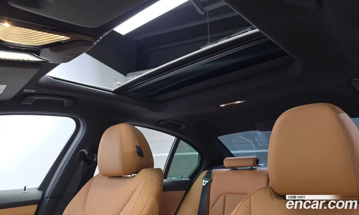 BMW 3 серия 2023 2.0 автомат (гидро), фото 25 BMW 3 серия 2023 2.0 автомат (гидро), фото 25