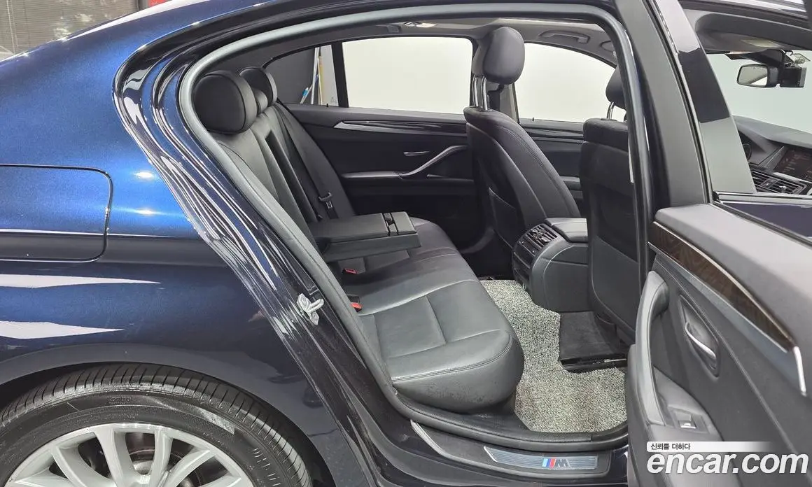 BMW 5 серия 2016 2.0 автомат (гидро), фото 12 BMW 5 серия 2016 2.0 автомат (гидро), фото 12