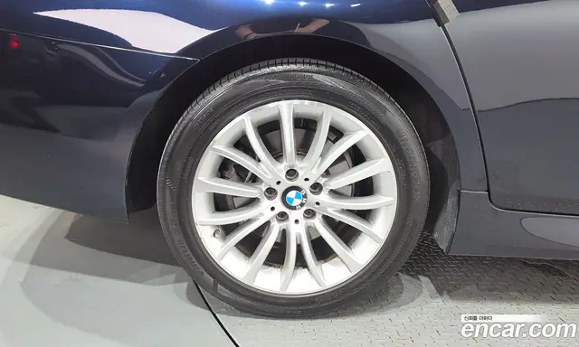 BMW 5 серия 2016 2.0 автомат (гидро), миниатюра 5 BMW 5 серия 2016 2.0 автомат (гидро), миниатюра 5