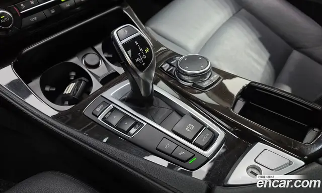 BMW 5 серия 2016 2.0 автомат (гидро), миниатюра 9 BMW 5 серия 2016 2.0 автомат (гидро), миниатюра 9