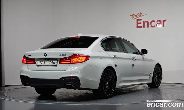 BMW 5 серия 2018 3.0 автомат (гидро), миниатюра 2