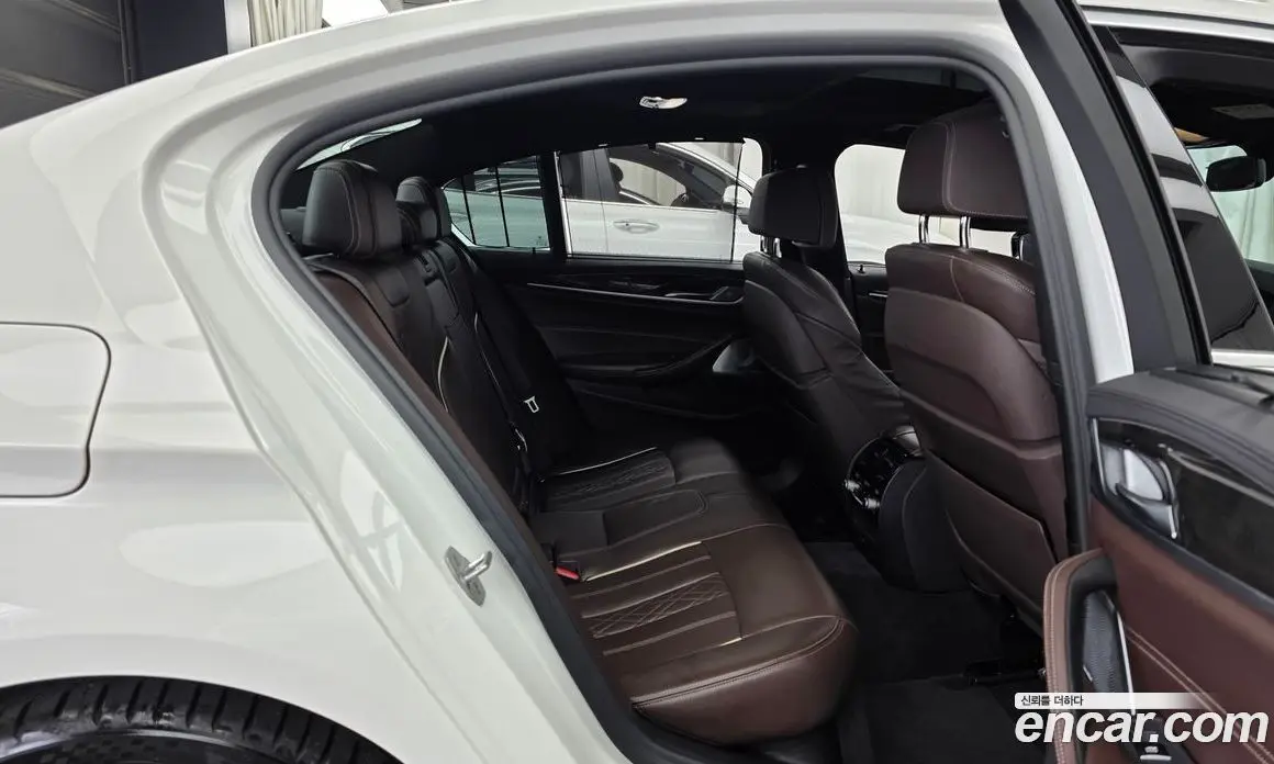BMW 5 серия 2018 3.0 автомат (гидро), фото 18