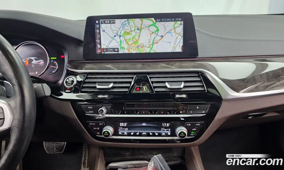 BMW 5 серия 2018 3.0 автомат (гидро), фото 19