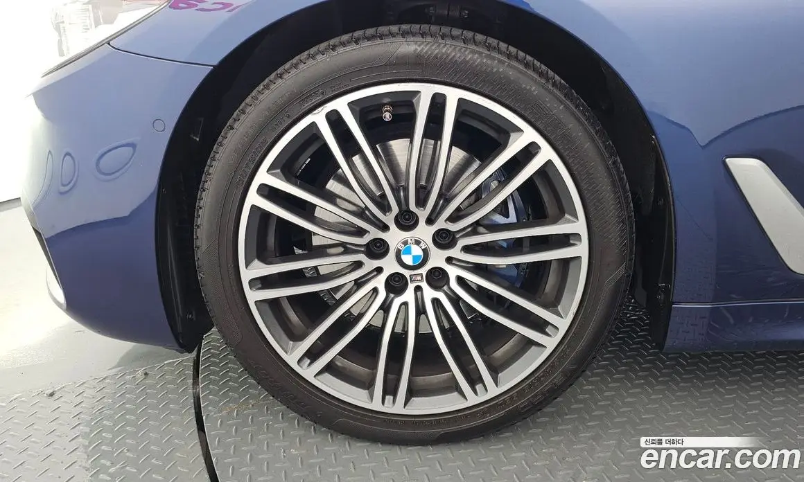 BMW 5 серия 2019 2.0 автомат (гидро), фото 5