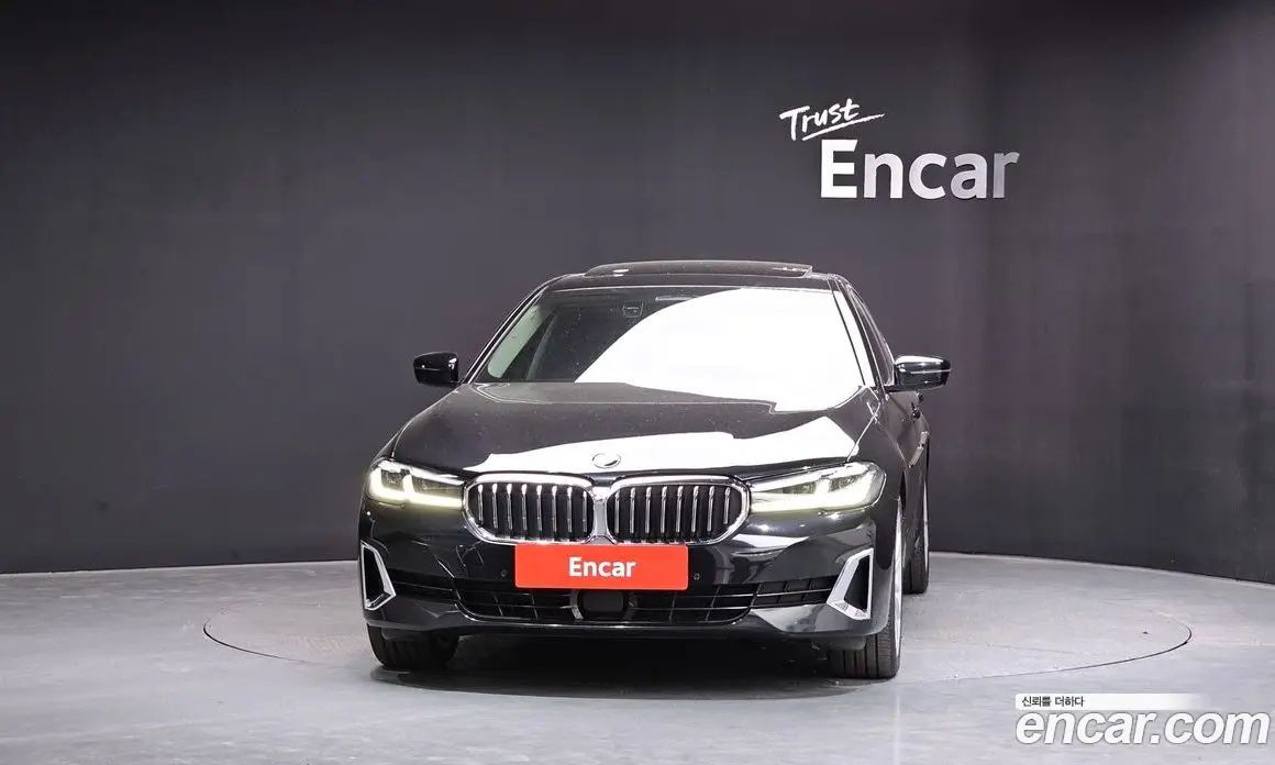 BMW 5 серия 2023 2.0 автомат (гидро), фото 3