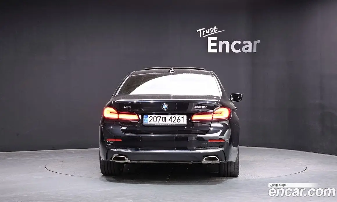 BMW 5 серия 2023 2.0 автомат (гидро), фото 4