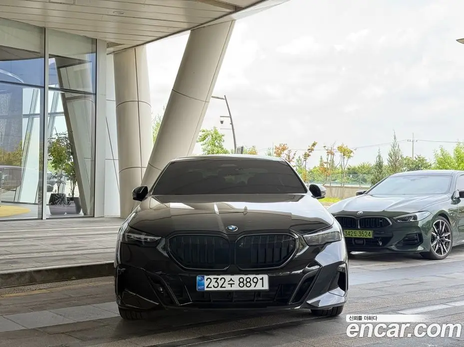 BMW 5 серия 2025 2.0 автомат (гидро), фото 3