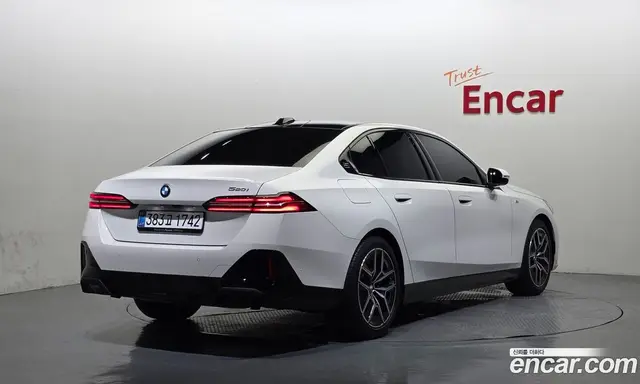 BMW 5 серия 2025 2.0 автомат (гидро), миниатюра 2