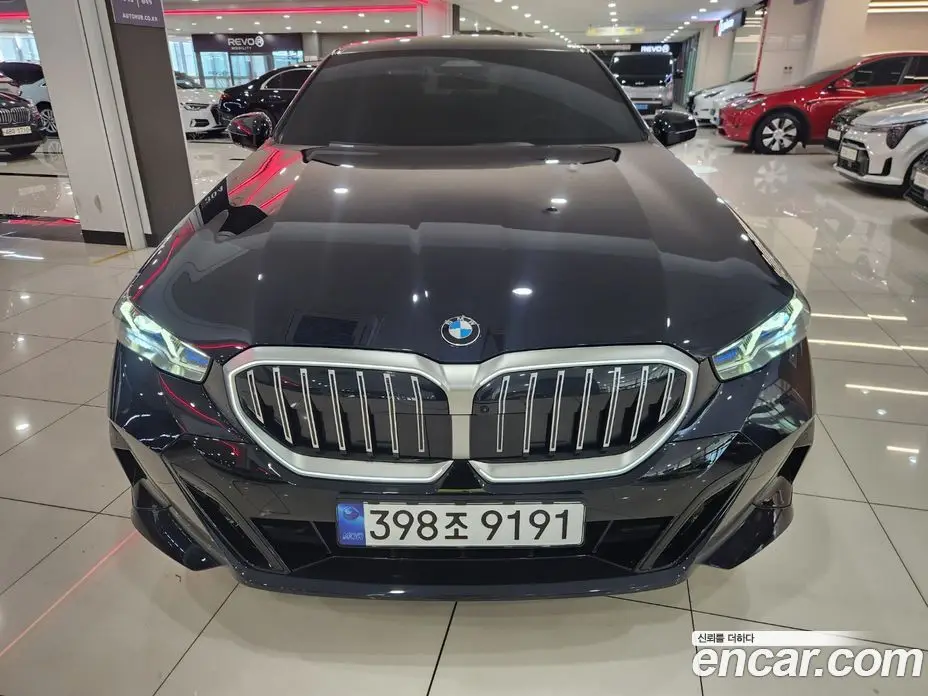 BMW 5 серия 2025 2.0 автомат (гидро), фото 3