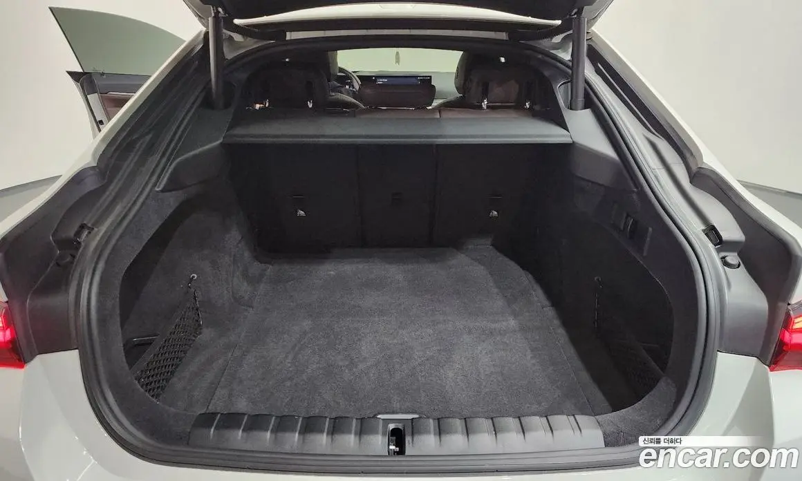 BMW i4 2023 0.2 автомат (гидро), фото 20