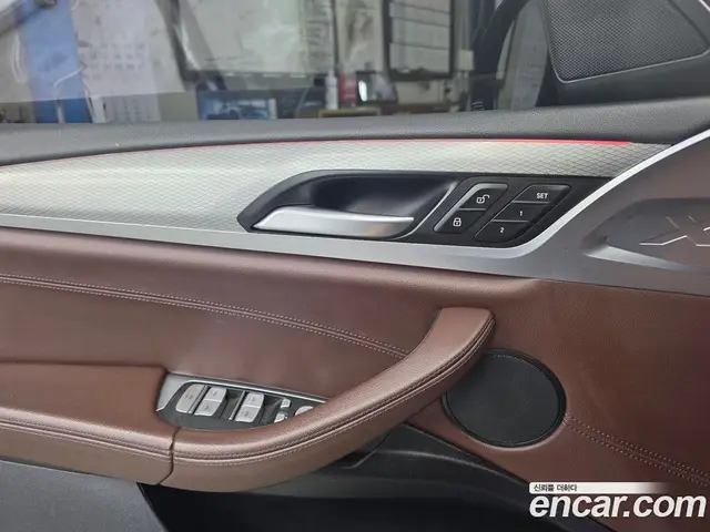 BMW X4 2020 2.0 автомат (гидро), миниатюра 11