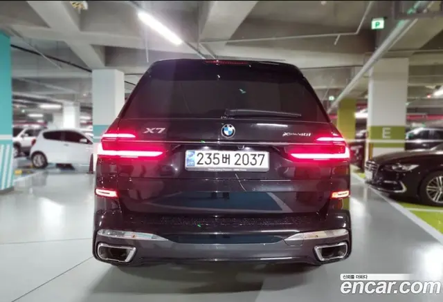BMW X7 2023 3.0 автомат (гидро), миниатюра 2