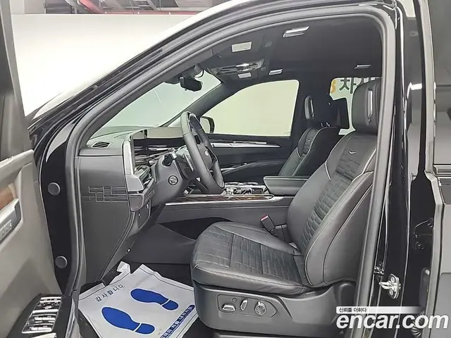 Cadillac Escalade 2025 6.2 автомат (гидро), миниатюра 11 Cadillac Escalade 2025 6.2 автомат (гидро), миниатюра 11