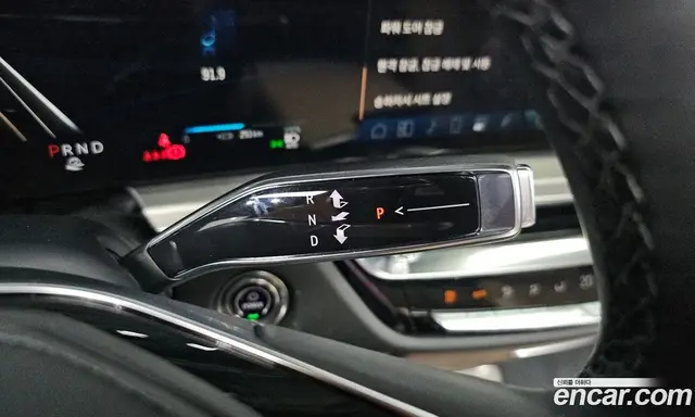 Cadillac Lyriq 2024 автомат (гидро), миниатюра 12
