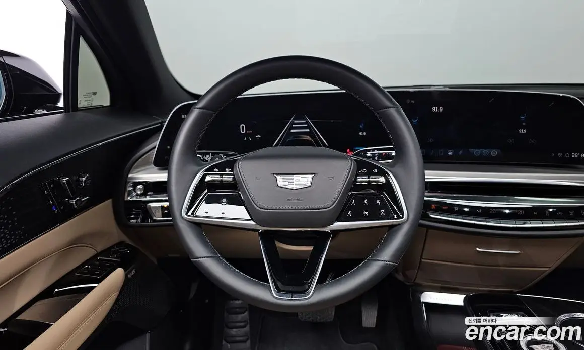 Cadillac Lyriq 2024 автомат (гидро), фото 18