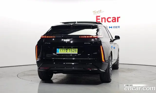 Cadillac Lyriq 2024 автомат (гидро), миниатюра 4