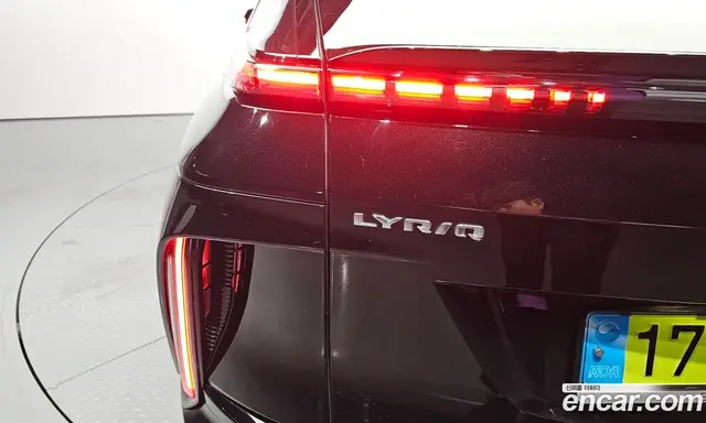 Cadillac Lyriq 2024 автомат (гидро), миниатюра 9