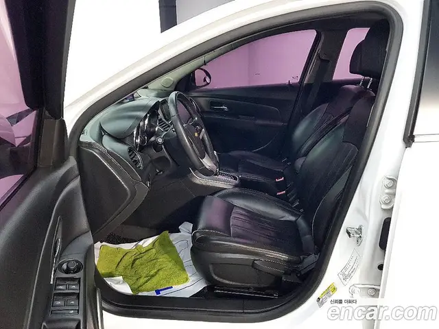 Chevrolet Cruze 2011 1.8 автомат (гидро), миниатюра 8