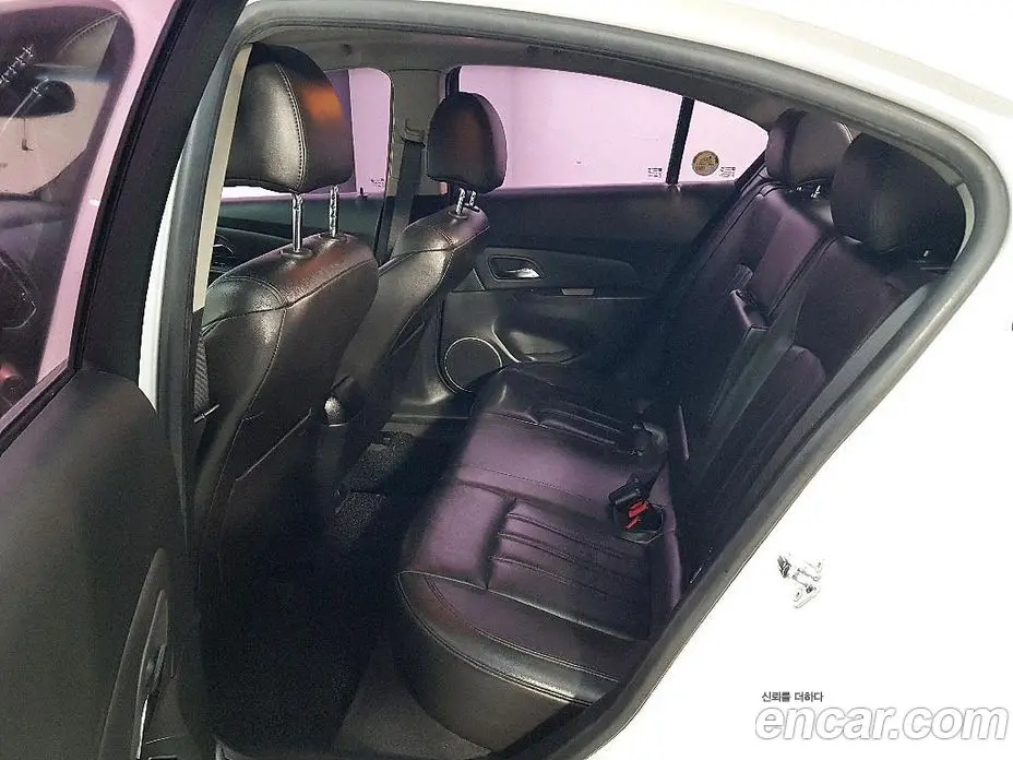 Chevrolet Cruze 2011 1.8 автомат (гидро), фото 9