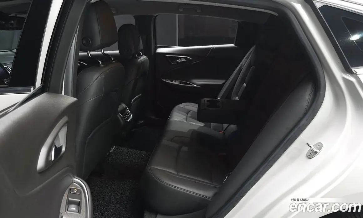 Chevrolet Malibu 2021 2.0 автомат (гидро), фото 17