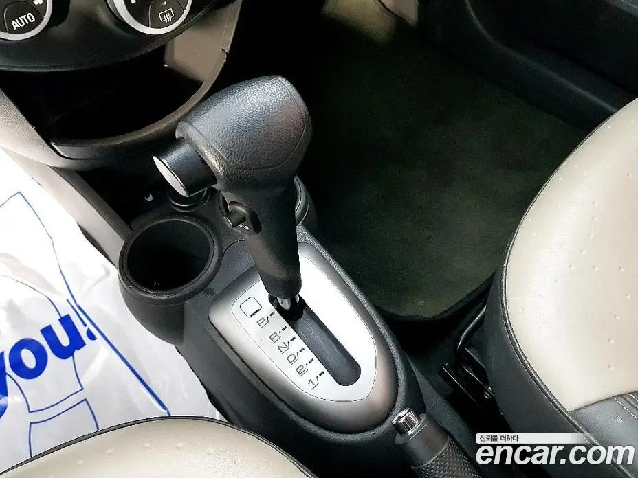 Chevrolet Matiz 2011 1.0 автомат (гидро), фото 13