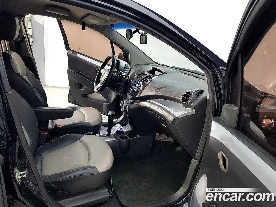 Chevrolet Matiz 2011 1.0 автомат (гидро), фото 17