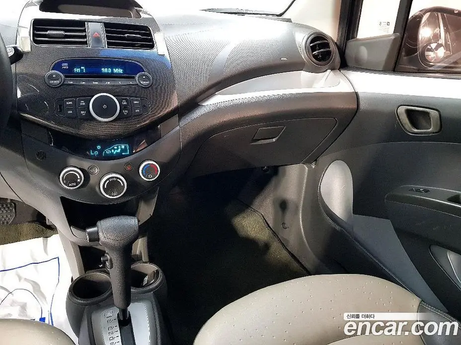 Chevrolet Matiz 2011 1.0 автомат (гидро), фото 10