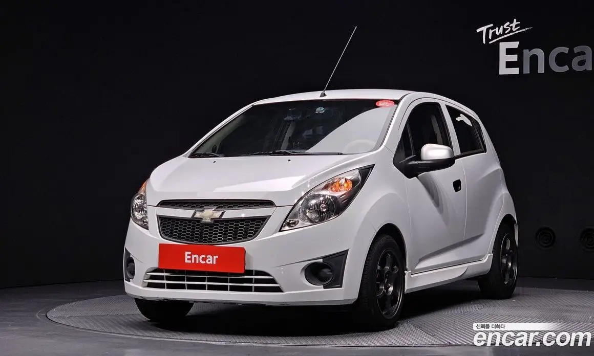 Chevrolet Spark 2012 1.0 автомат (гидро), фото 1 Chevrolet Spark 2012 1.0 автомат (гидро), фото 1