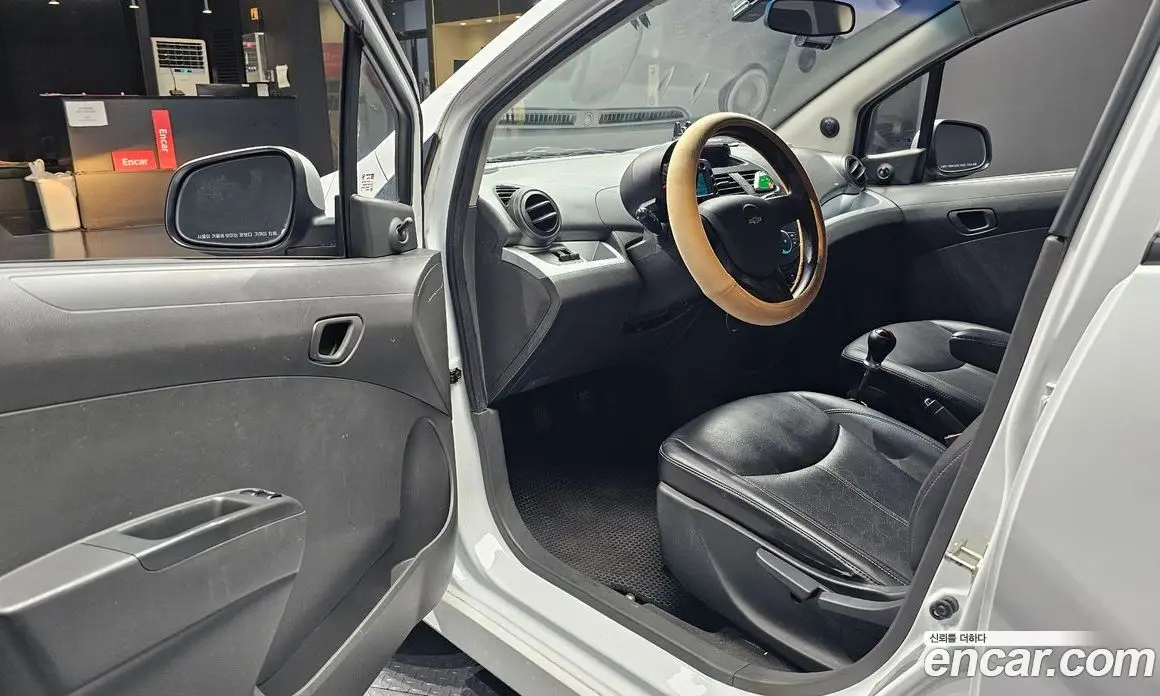 Chevrolet Spark 2012 1.0 автомат (гидро), фото 13 Chevrolet Spark 2012 1.0 автомат (гидро), фото 13