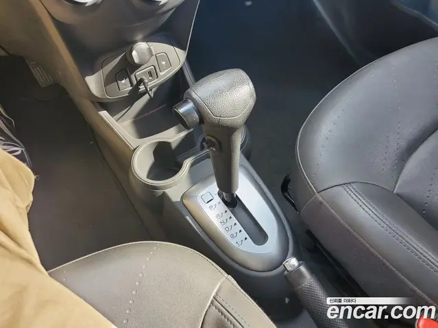 Chevrolet Spark 2013 1.0 автомат (гидро), миниатюра 9