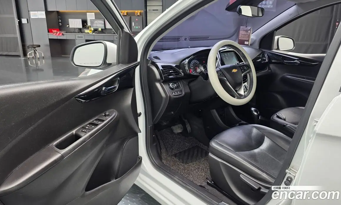 Chevrolet Spark 2016 1.0 автомат (гидро), фото 13