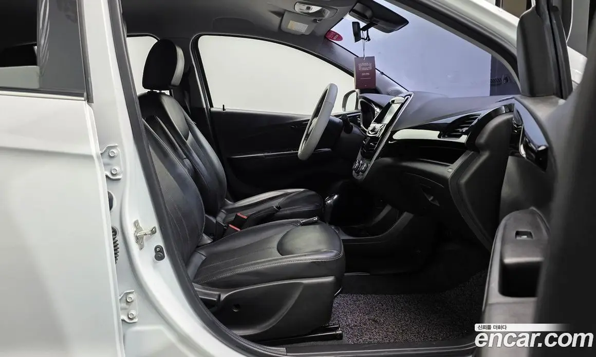 Chevrolet Spark 2016 1.0 автомат (гидро), фото 16