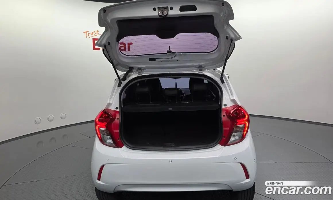 Chevrolet Spark 2016 1.0 автомат (гидро), фото 30