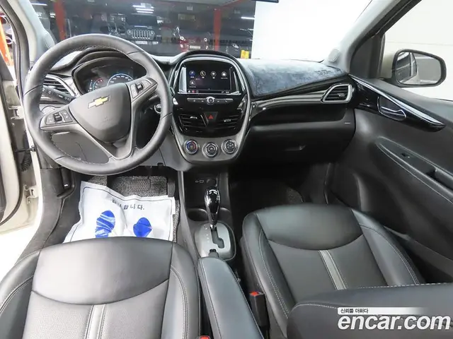 Chevrolet Spark 2021 1.0 автомат (вариатор), миниатюра 7