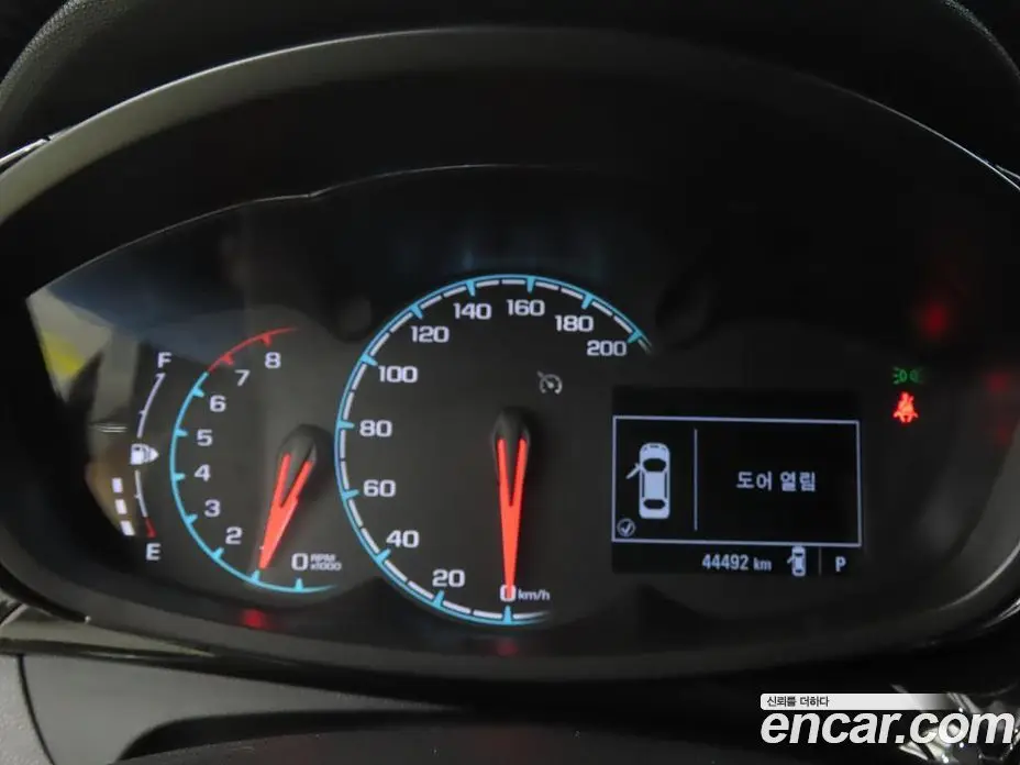 Chevrolet Spark 2021 1.0 автомат (вариатор), фото 9