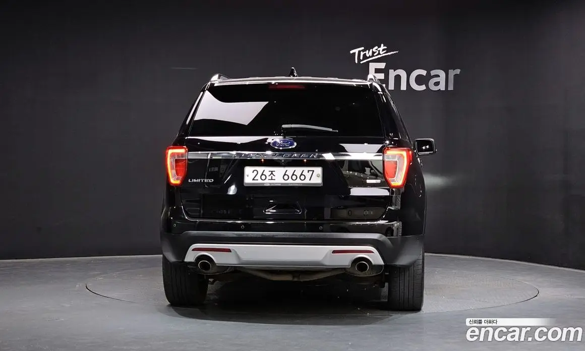 Ford Explorer 2017 2.3 автомат (гидро), фото 4 Ford Explorer 2017 2.3 автомат (гидро), фото 4