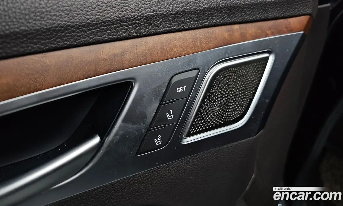 Genesis G80 2019 3.3 автомат (гидро), фото 33 Genesis G80 2019 3.3 автомат (гидро), фото 33